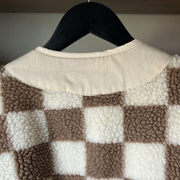 Checker Patterned Jacket - Picture 6 of 8